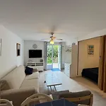 2ch, Terrasses Parking, 50m De La * Sanary-sur-Mer